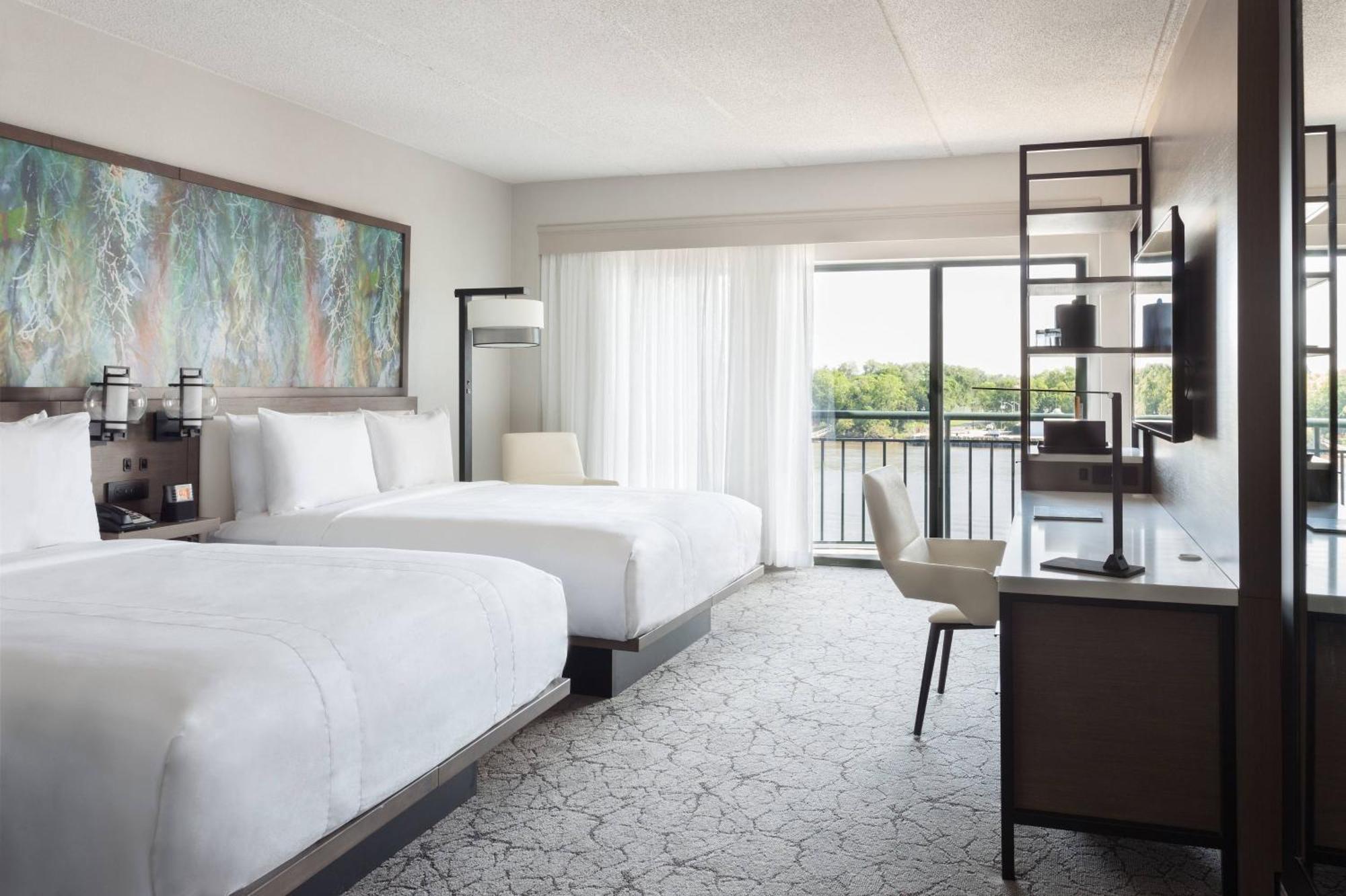 Marriott Savannah Riverfront Extérieur photo